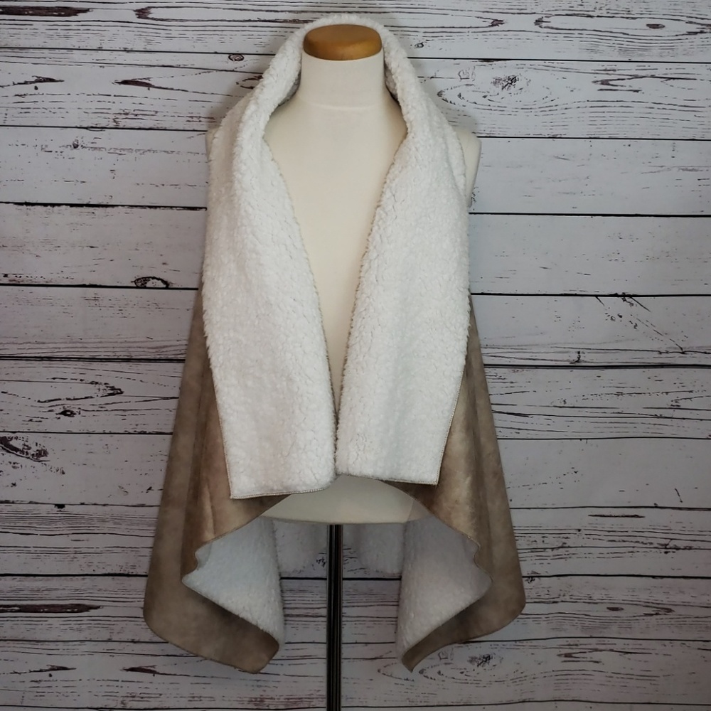 Faux Suede Sherpa Reversible Vest SML NWT!